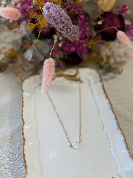 Collier pendentif coeur nacré