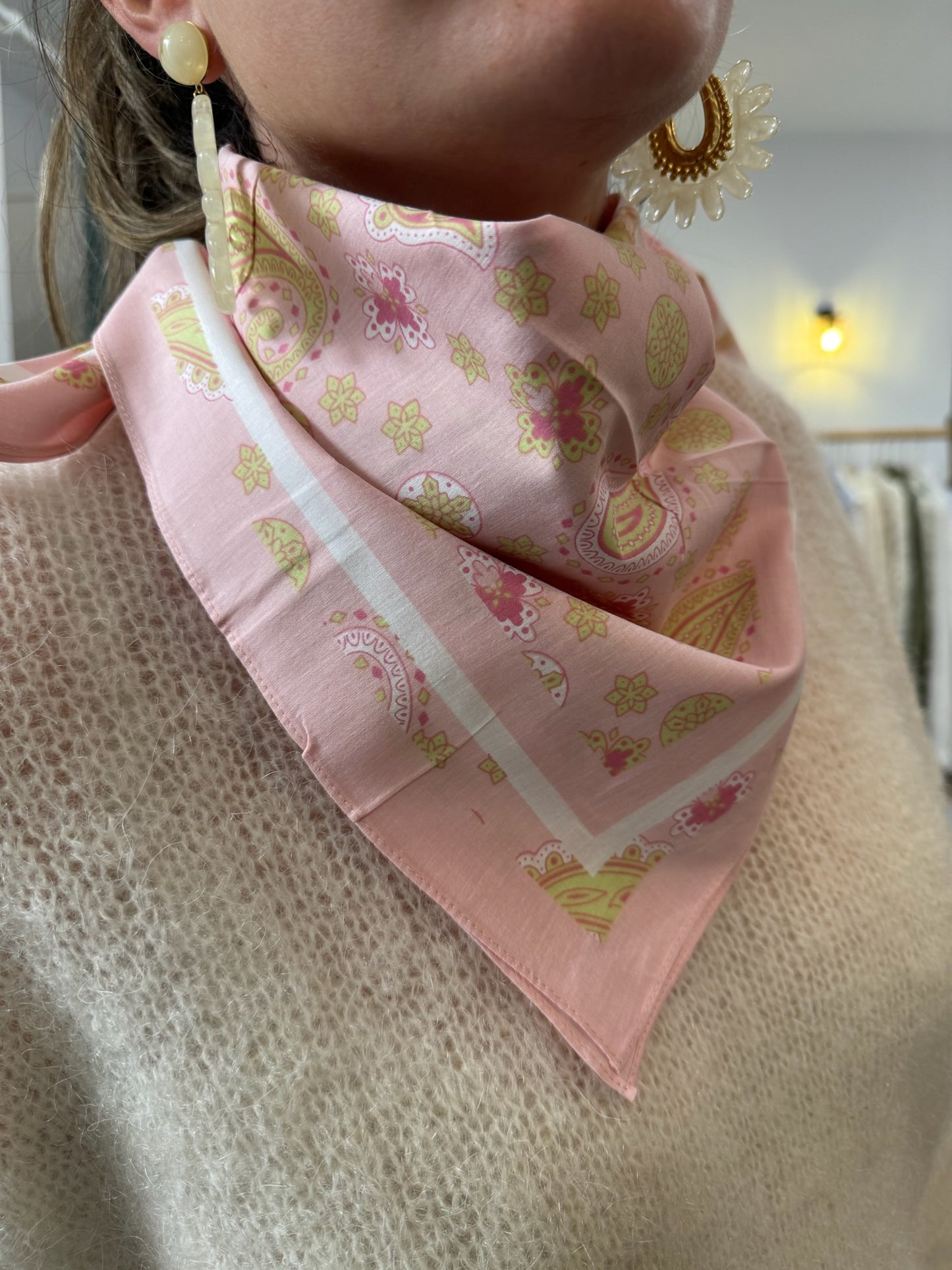 Foulard pastel rose